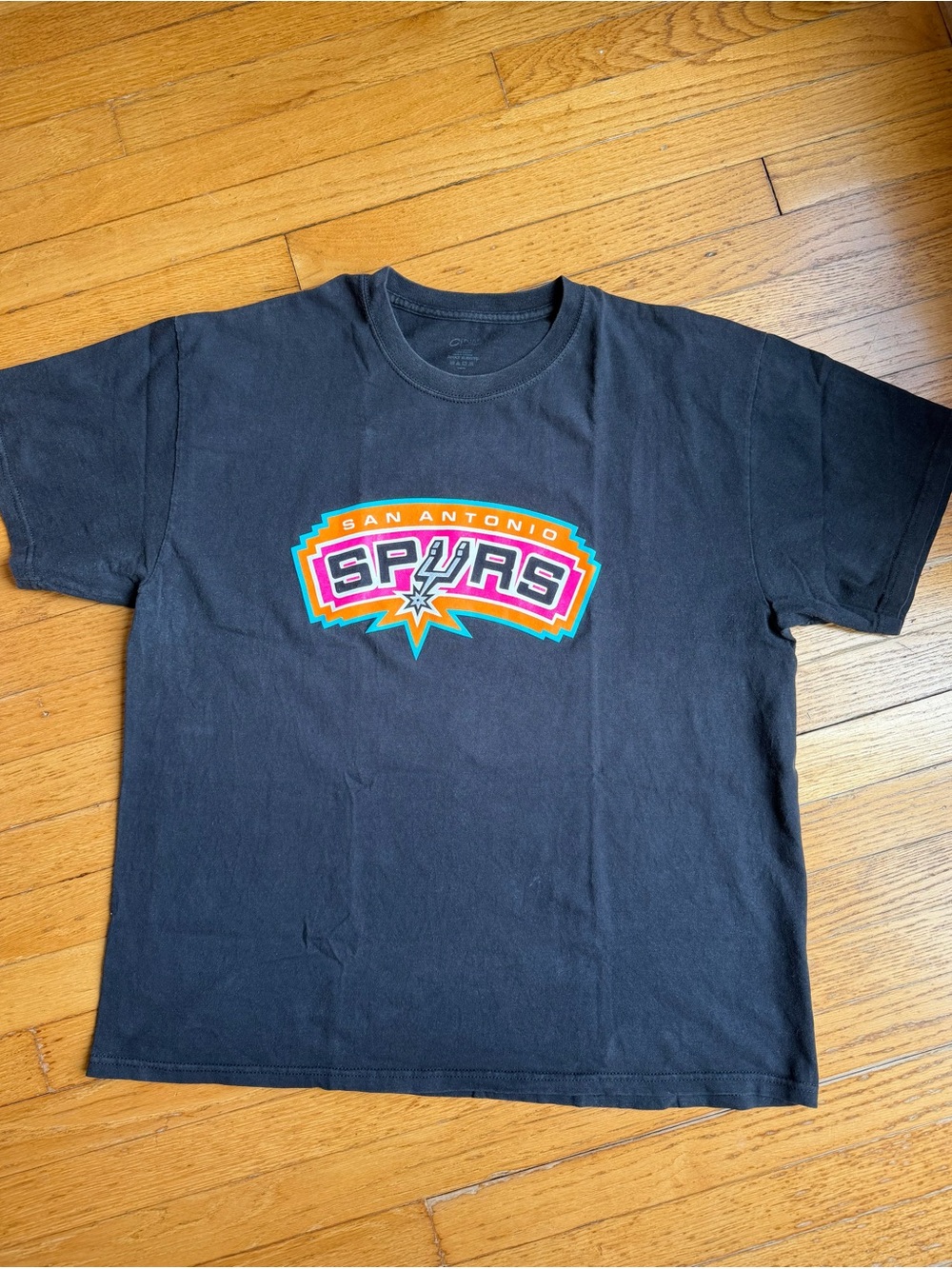Retro San Antonio Spurs NBA T-Shirt - Size XL